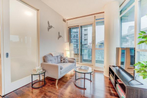 Prime City Pad 2 Bedroom with CN Tower View